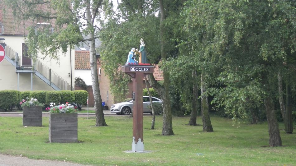 2017-08-15 02 Beccles Sign.jpg