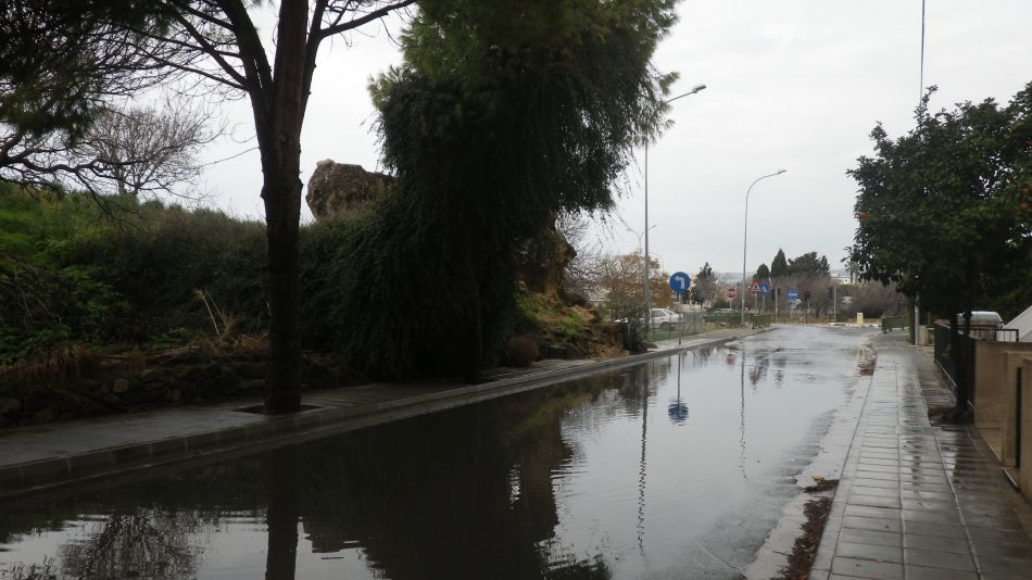 2019-01-13 02 Flooded Road by Apartment.JPG