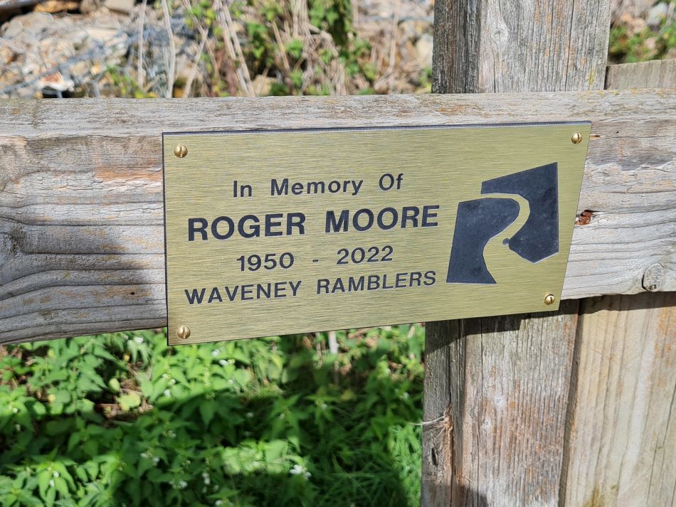 2022-09-08 22 Memorial For Roger.jpg