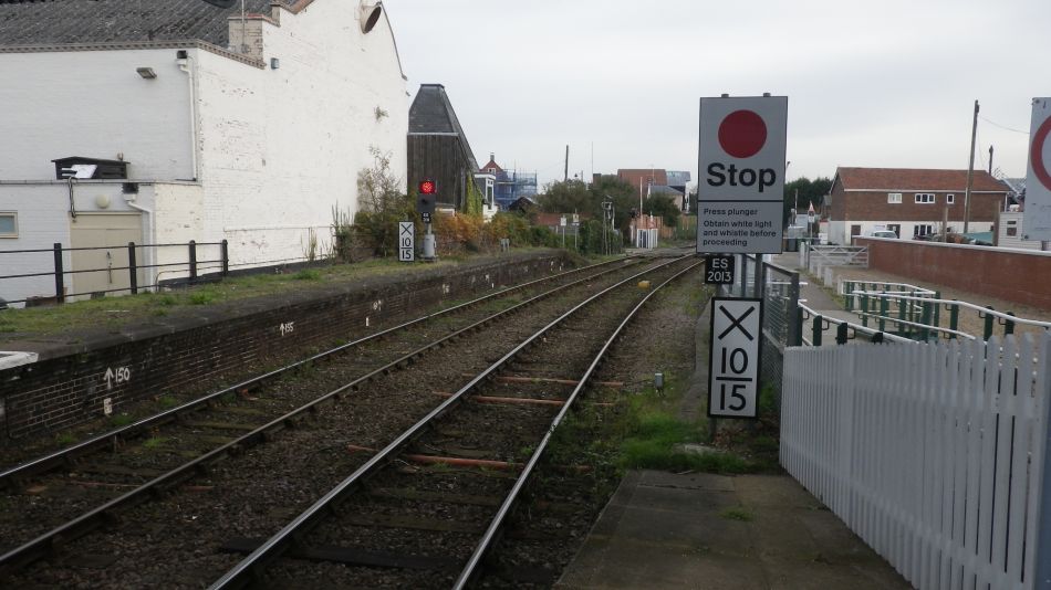 2016-11-03 02 Woodbridge Station.jpg