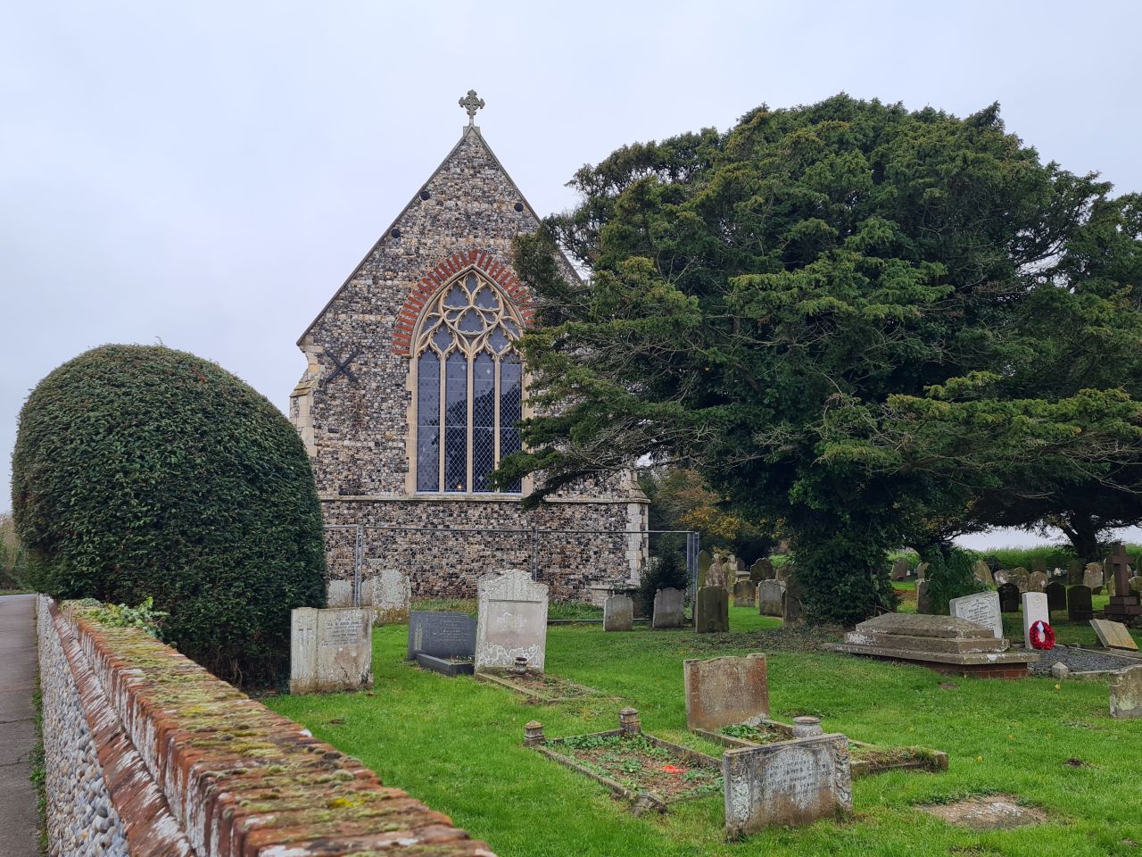 2024-11-30 22 Blundeston Saint Mary.jpg