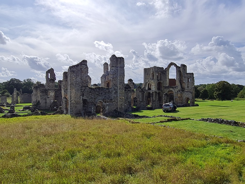 2023-09-21 26 Castle Acre and Priory.jpg