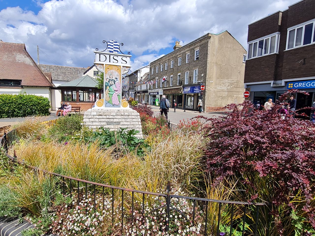 2025-05-23 08 Diss Brockdish Bus Walk.jpg