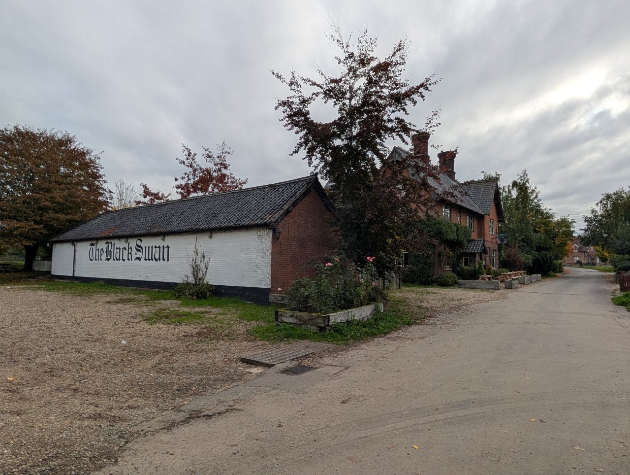 2025-10-18 14 Bus Walk - Harleston to Wortwell Station Farm.jpg