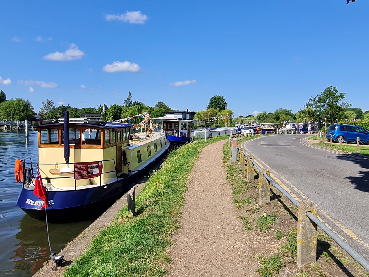 2024-07-27 17 Addlestone Chertsey Walton Thames Path.jpg