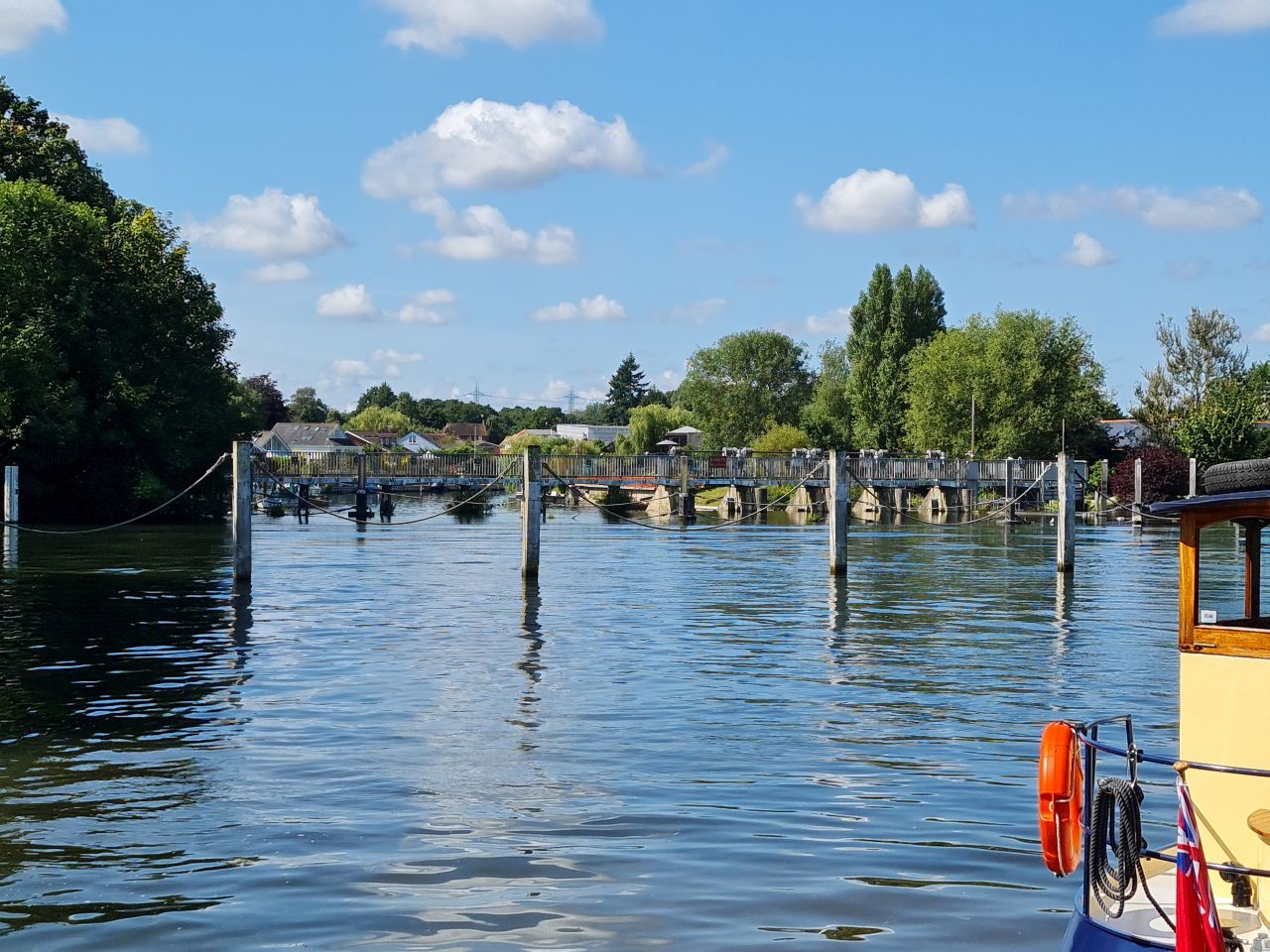 2024-07-27 18 Addlestone Chertsey Walton Thames Path.jpg