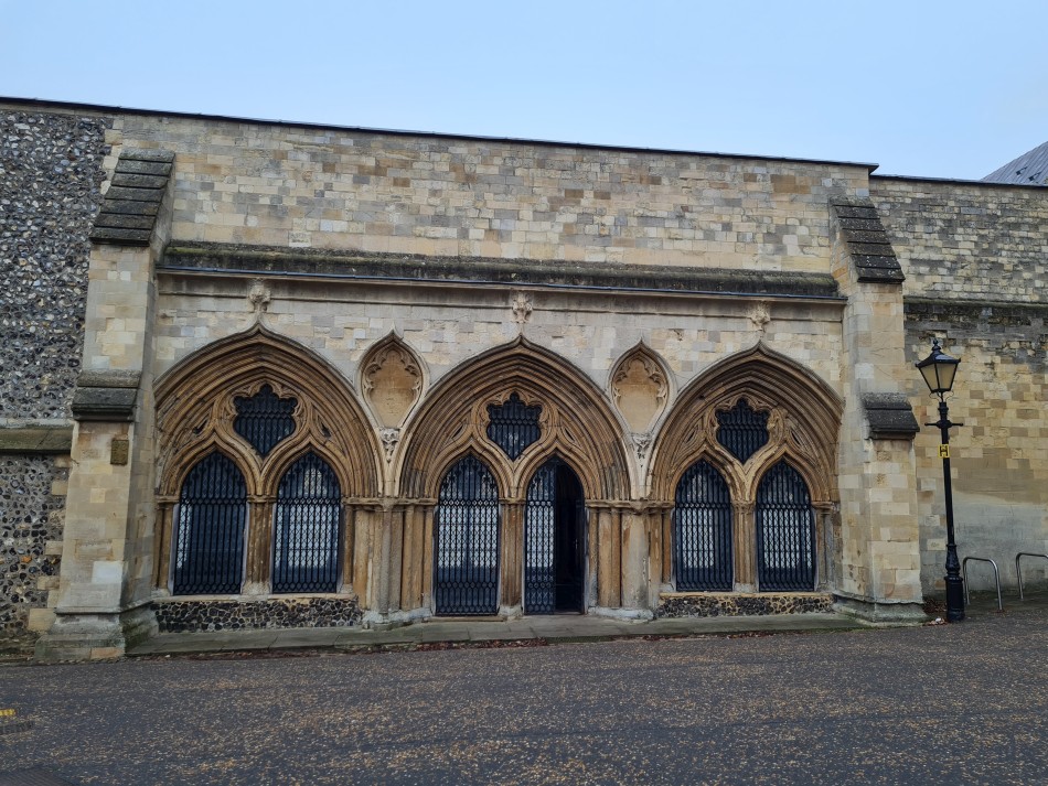2021-12-14 28 Norwich Cathedral.jpg