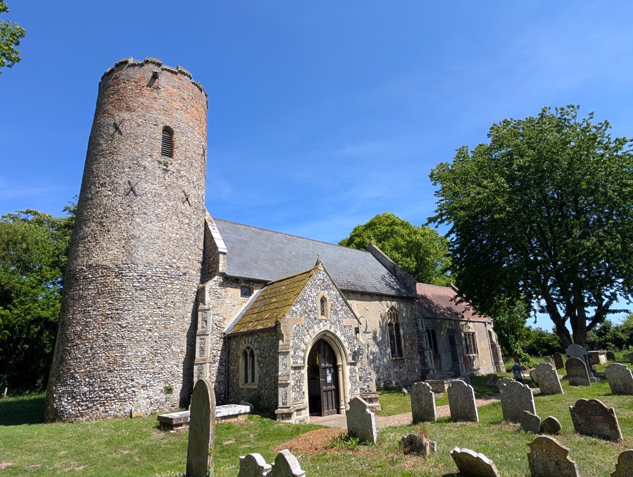 2026-05-22 10 Burgh Castle Saints Peter and Paul.jpg