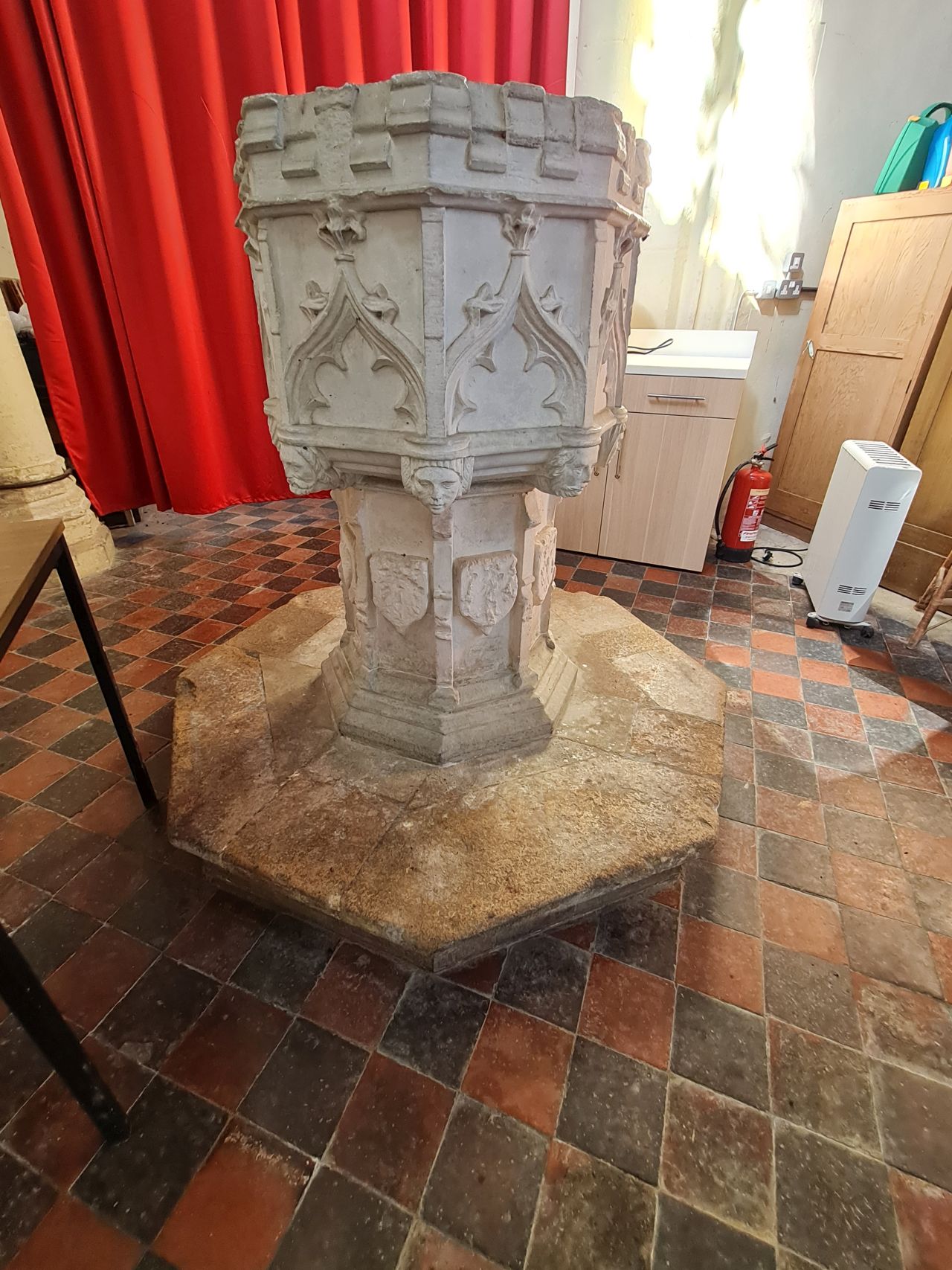 2025-04-17 05 Bradwell Ash Saint Mary.jpg