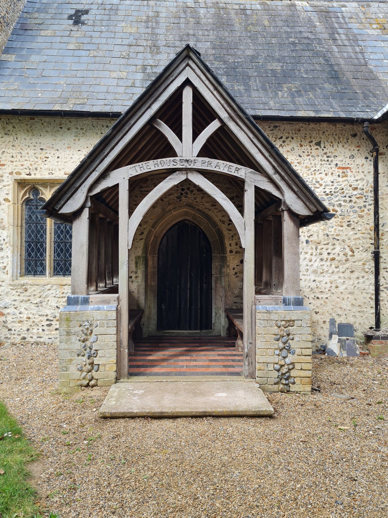 2025-04-19 15 Hunston Saint Michael.jpg