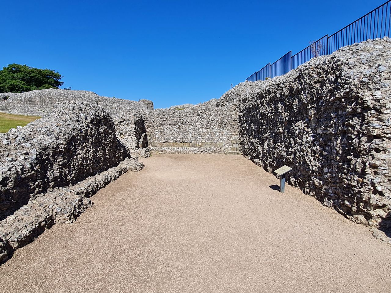 2025-07-09 07 Old Sarum.jpg