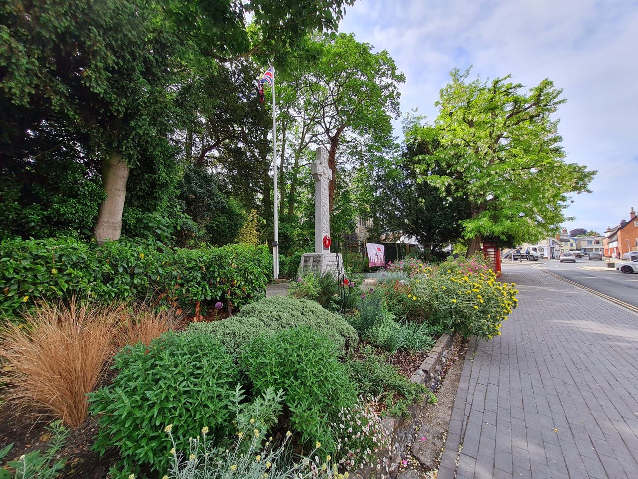 2025-05-29 01 Bus 81 Harleston Bus Stop.jpg