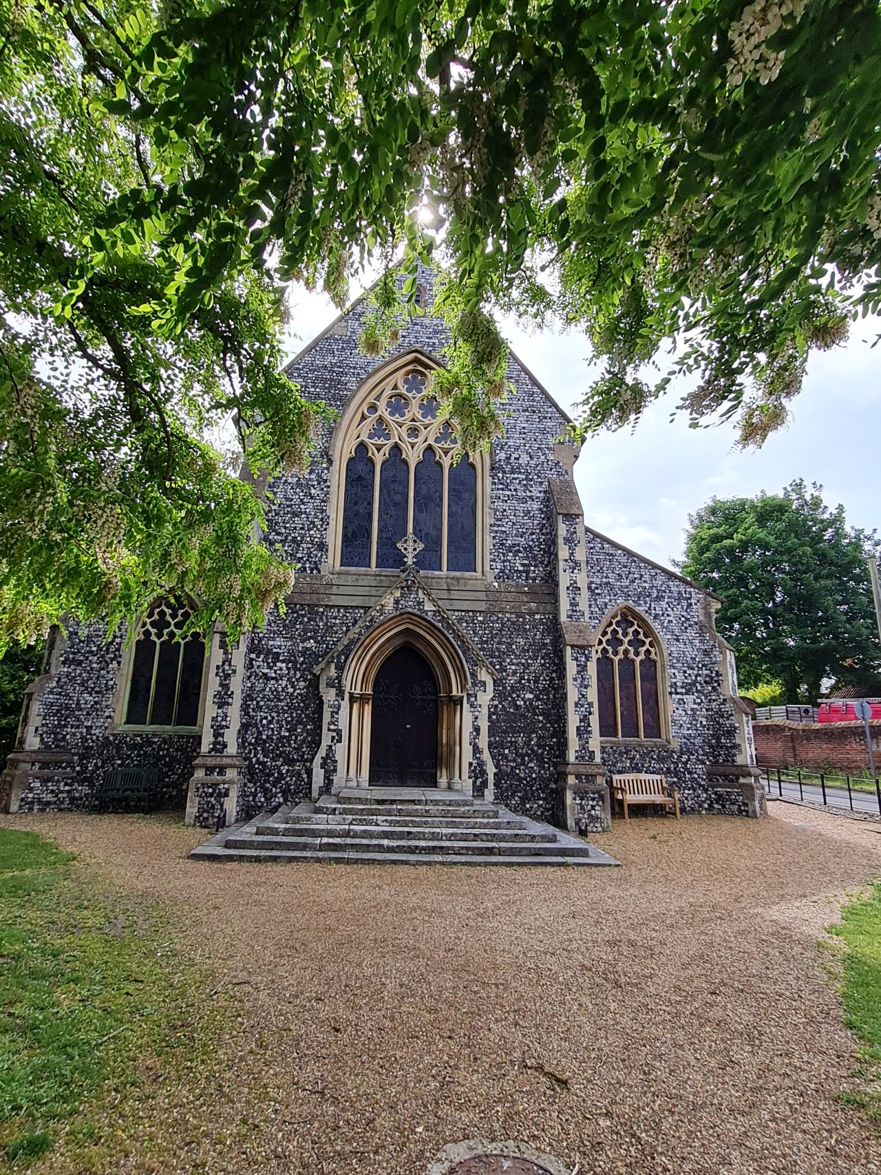 2025-05-29 05 Bus 81 Harleston Saint John The Baptist.jpg